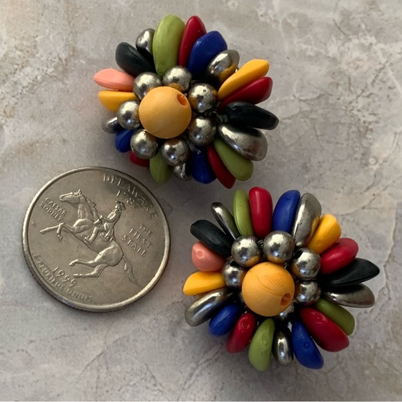 Vintage Multicolor Cluster Earrings - Picture 4 of 5